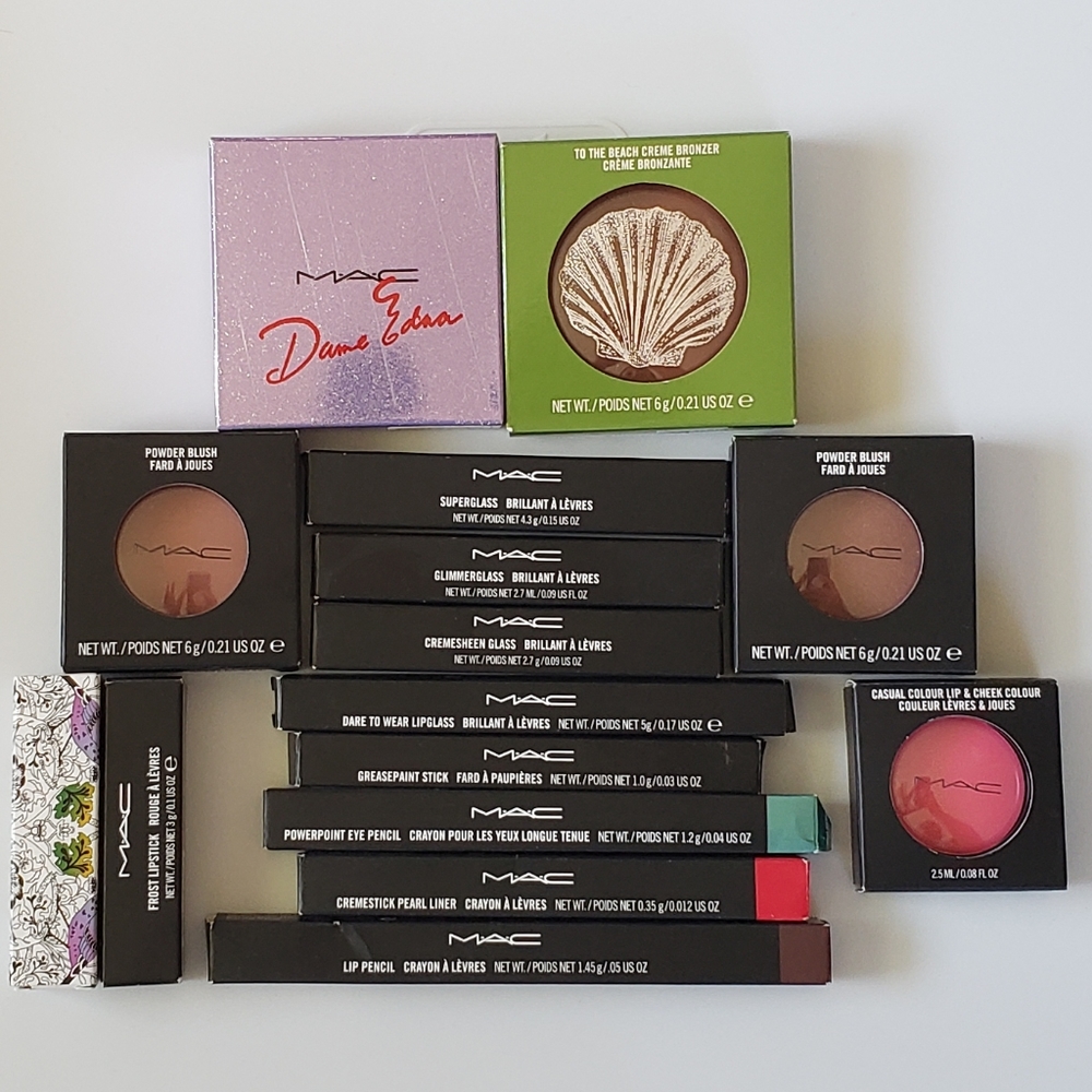 MAC lot of 15 different products (over $300 worth)